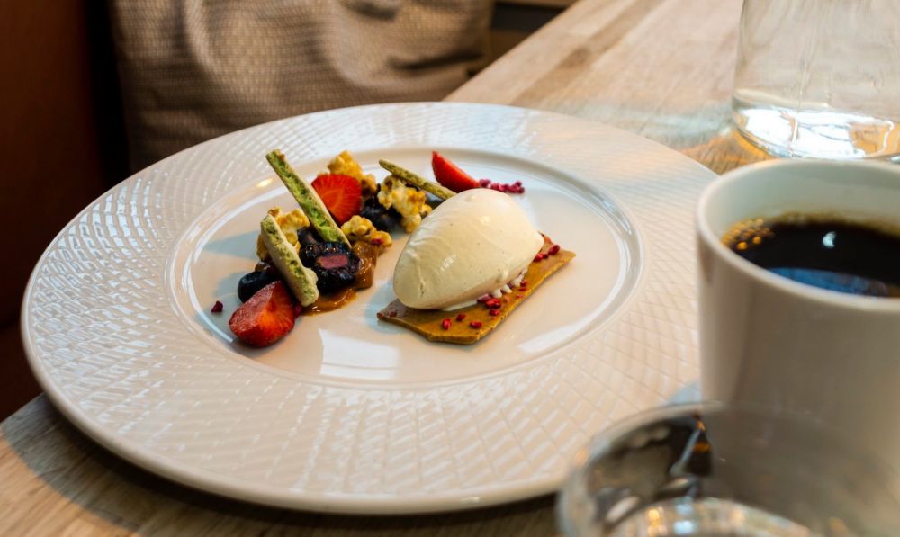 TAKE AWAY NYHED BEST OF