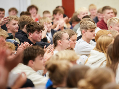 Kom på hald ege efterskole på søndag