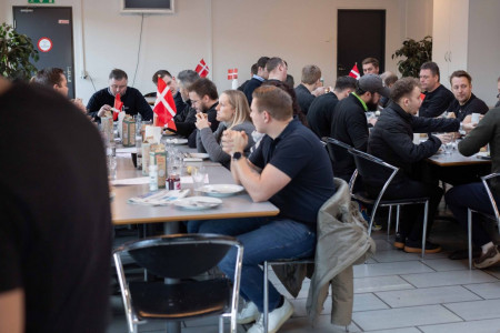 Mathias fylder 30 år idag - og peber skulle der til