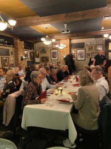 Fredagsbar og vinsmagning med Dahls Vine