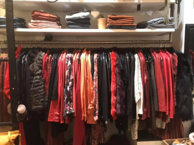 SHOP AMOK HOS HOFF & CO. 