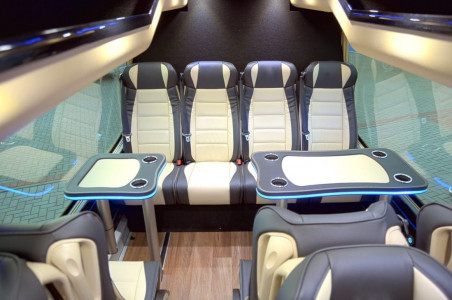 Limo Group har købt ny VIP bus