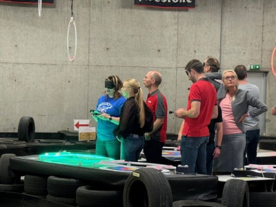 Funhall viser rundt i lokalerne