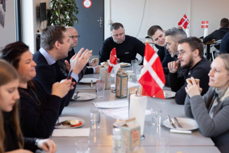 Mathias fylder 30 år idag - og peber skulle der til